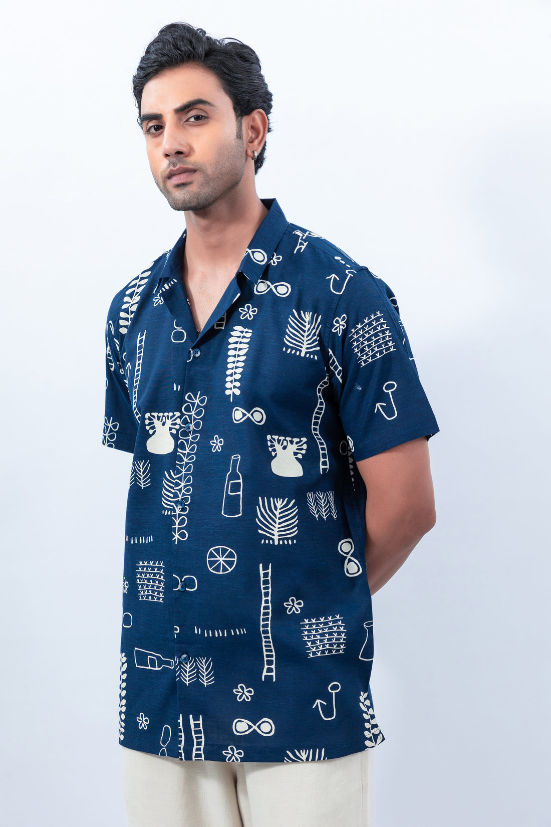 Men's cuban collar graphic printed cotton casual shirt